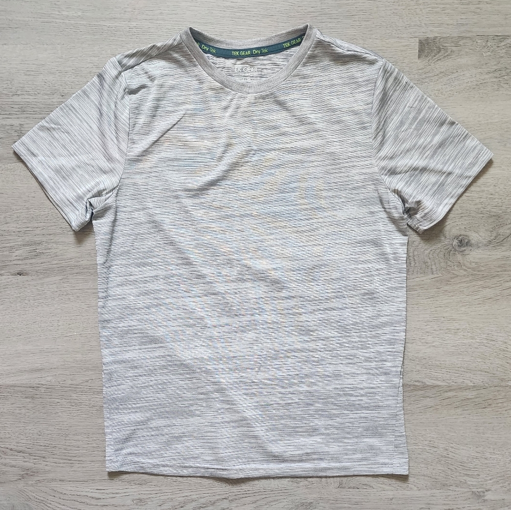 Tek Gear Boy's Grey Short Sleeve Crewneck Activewear Tee Shirt Large L 14-16